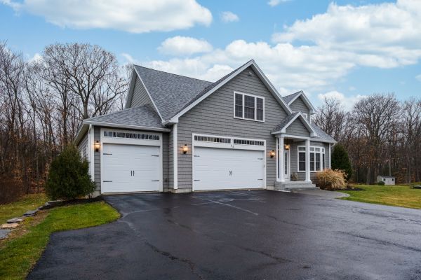 Driveway Asphalt Replacement in Lima